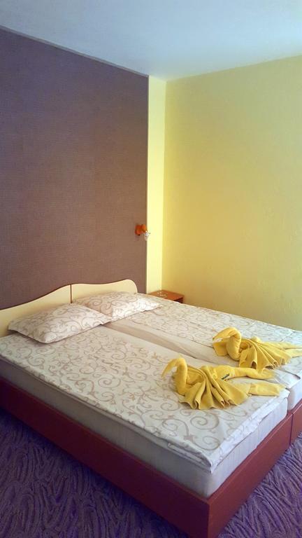Balaton Hotel Sunny Beach Exterior foto